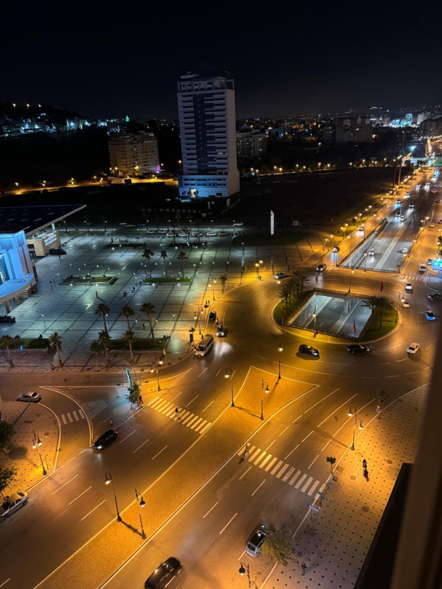 Luxury Apartment Near Tgv Station And The Beach タンジェ エクステリア 写真