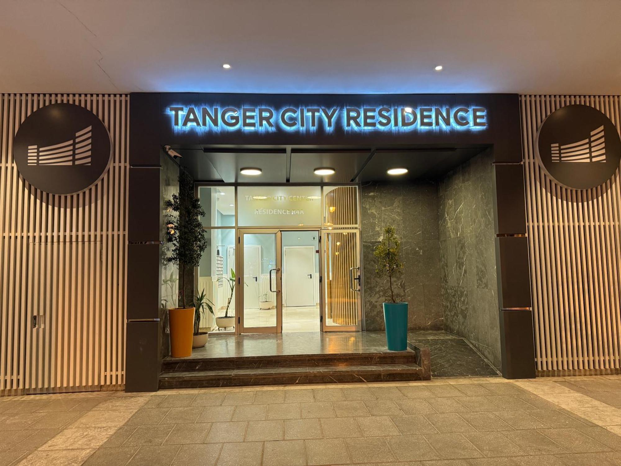 Luxury Apartment Near Tgv Station And The Beach タンジェ エクステリア 写真